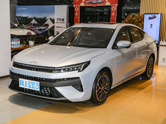 2023款 1.5T 自动尊贵型