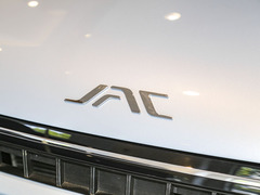 2023款 1.5T 自动尊贵型