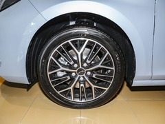 2023款 1.5T 自动尊贵型