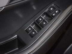 2023款 1.5T 自动尊贵型