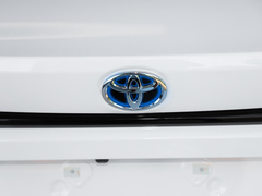 2023款 智能电混双擎 1.8L 豪华版