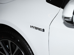 2023款 智能电混双擎 1.8L 豪华版