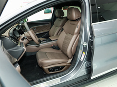 2023款 EV 冠军版 715KM前驱旗舰型