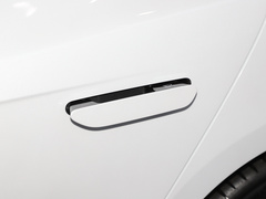 2023款 EV 冠军版 610KM四驱旗舰型