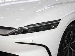 2023款 EV 冠军版 610KM四驱旗舰型