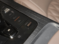 2023款 EV 冠军版 610KM四驱旗舰型