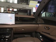 2023款 EV 冠军版 610KM四驱旗舰型