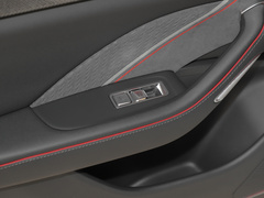 2023款 2.0T 致臻版