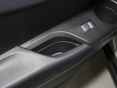 2023款 2.0L 领先版