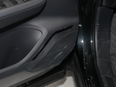 2023款 2.0L CVT两驱豪华版