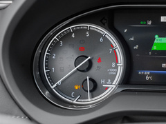 2023款 2.0L CVT两驱豪华版