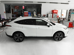 2023款 2.0L CVT两驱尊贵版