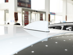 2023款 2.0L CVT两驱尊贵版
