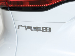 2023款 2.0L CVT两驱尊贵版