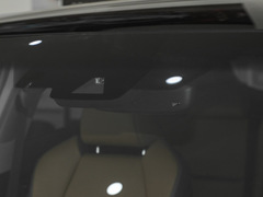 2023款 2.0L CVT两驱尊贵版