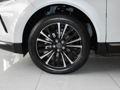 2023款 2.0L CVT两驱尊贵版