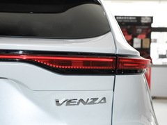 2023款 2.0L CVT两驱尊贵版