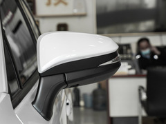 2023款 2.0L CVT两驱尊贵版