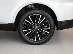 2023款 2.0L CVT两驱尊贵版
