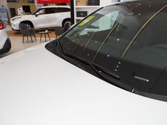 2023款 2.0L CVT两驱尊贵版