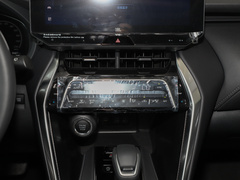 2023款 2.0L CVT两驱尊贵版