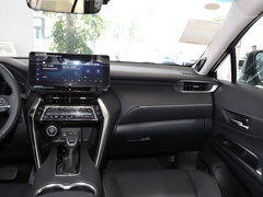 2023款 2.0L CVT两驱尊贵版