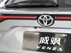 2023款 2.0L CVT两驱尊贵版