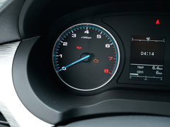 2023款 PLUS 1.8L 7座舒适版