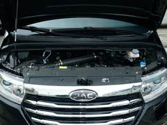 2023款 PLUS 1.8L 7座舒适版