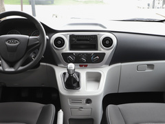 2023款 PLUS 1.8L 9座舒适版