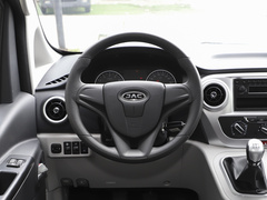 2023款 PLUS 1.8L 9座舒适版