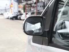 2023款 PLUS 1.8L 9座舒适版