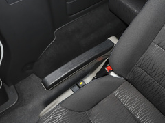 2023款 PLUS 1.8L 9座舒适版