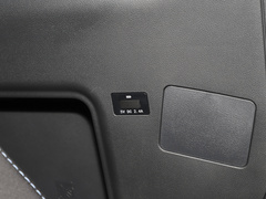 2023款 PLUS 1.8L 9座舒适版