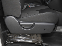 2023款 PLUS 1.8L 9座舒适版