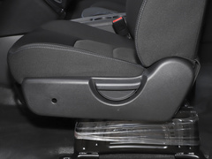 2023款 PLUS 1.8L 9座舒适版