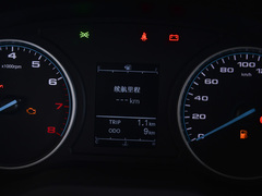 2023款 PLUS 1.8L 7座智联版