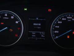 2023款 PLUS 1.8L 7座智联版