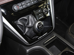 2023款 PLUS 1.8L 7座智联版