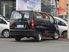 2023款 PLUS 1.5T 5/7座经典版