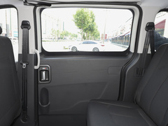 2023款 PLUS 1.5T 5/7座经典版