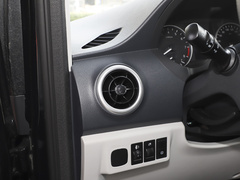 2023款 PLUS 1.5T 5/7座经典版