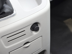 2023款 PLUS 1.5T 5/7座经典版