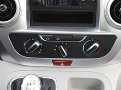 2023款 PLUS 1.5T 5/7座经典版