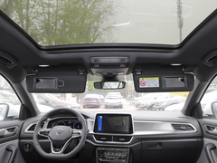 2023款 300TSI DSG两驱辰光版