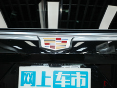 2023款 6.1T 四驱运动铂金版7座 