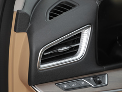 2023款 1.5L DE-i 110KM旗舰型 5座