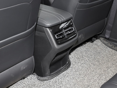 2023款 2.0T 两驱悦领型