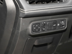 2023款 2.0T 两驱悦领型