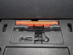 2023款 2.0T 两驱悦领型